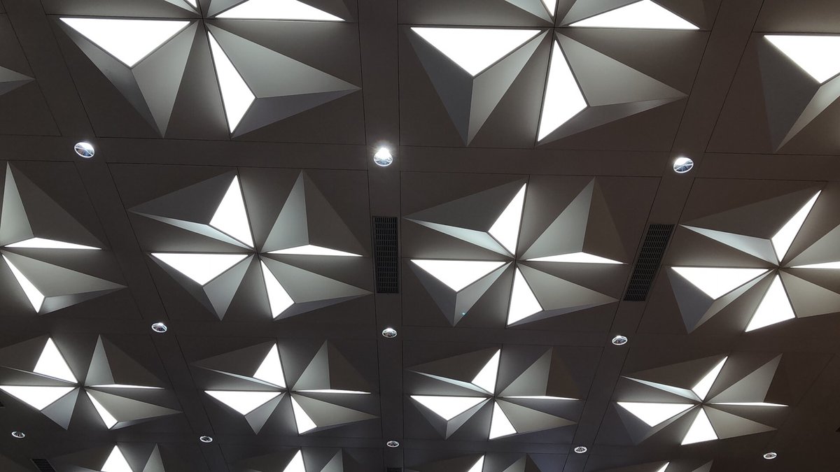 Geometric block ceiling pattern